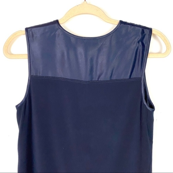 Vince V-Neck Matte Shine Dress Size XS Navy Pockets - Picture 10 of 12